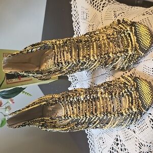 Vince Camuto Yellow and Black Women's Snakeskin Heels